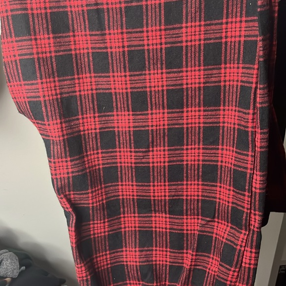 XL Patpat Pajama set - Picture 4 of 6